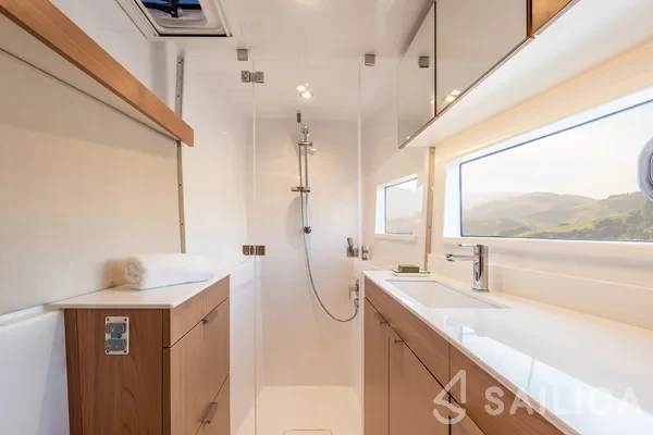 Bali Catsmart - Yacht Charter Sailica