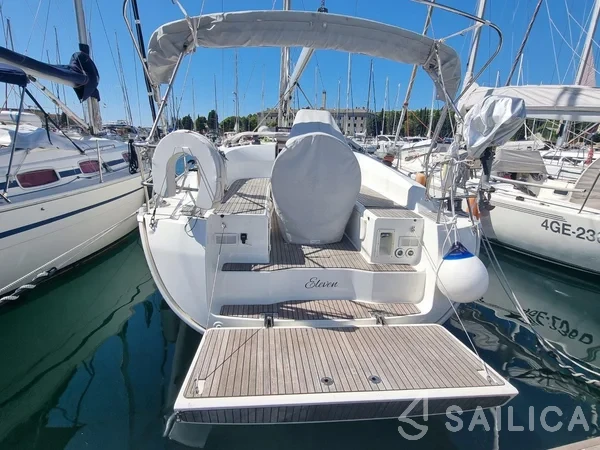 Bavaria 36 Cruiser - Yacht Charter Sailica