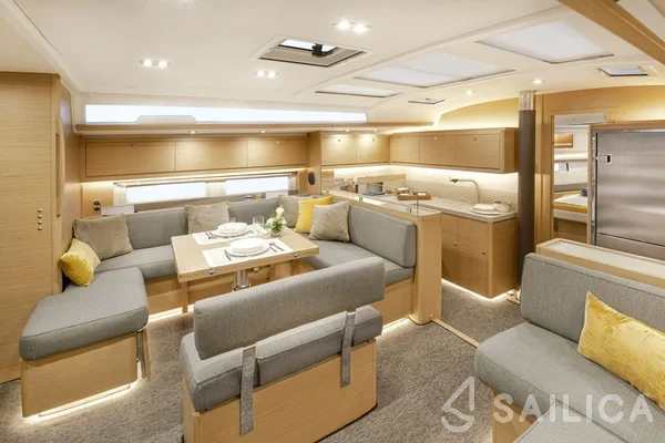 Dufour 530 Smart Electric 6 + 1 cab. - Yacht Charter Sailica