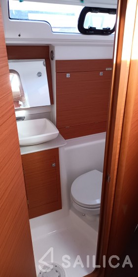 Dufour 390 - Yacht Charter Sailica