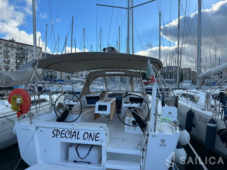 Dufour 390 - Yacht Charter Sailica