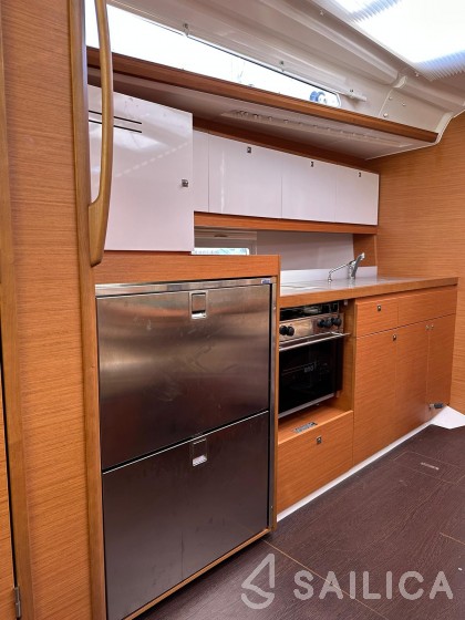 Dufour 390 - Yacht Charter Sailica
