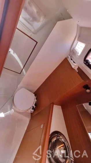 Sun Odyssey 349 - Yacht Charter Sailica
