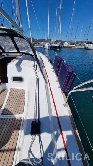 Sun Odyssey 349 - Yacht Charter Sailica