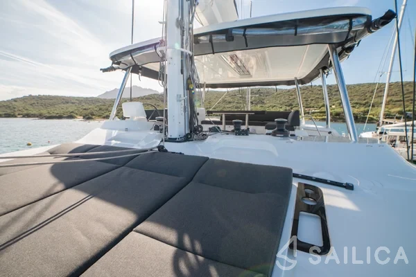 Lagoon 55 - Yacht Charter Sailica