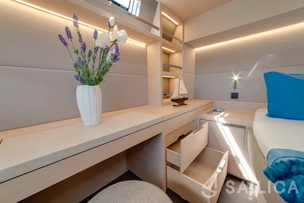 Lagoon 55 - Yacht Charter Sailica