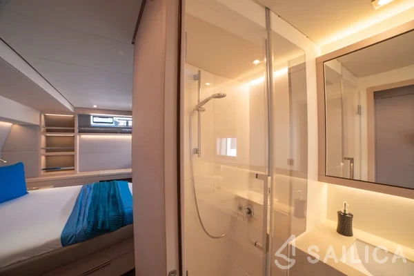 Lagoon 55 - Yacht Charter Sailica