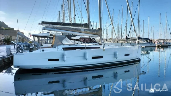 Dufour 430 - Yacht Charter Sailica
