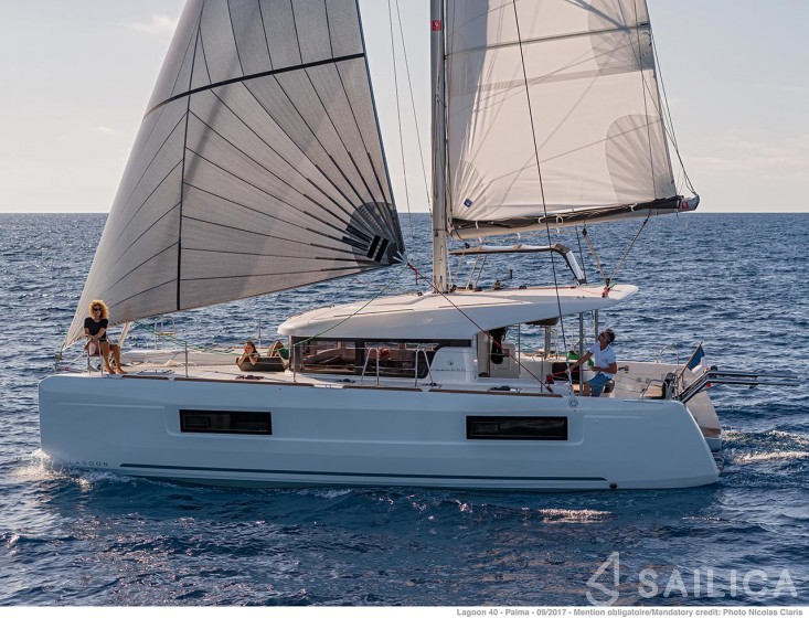 Lagoon 40 - Yacht Charter Sailica