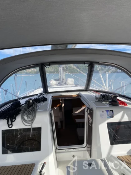 Sun Odyssey 410 - Yacht Charter Sailica