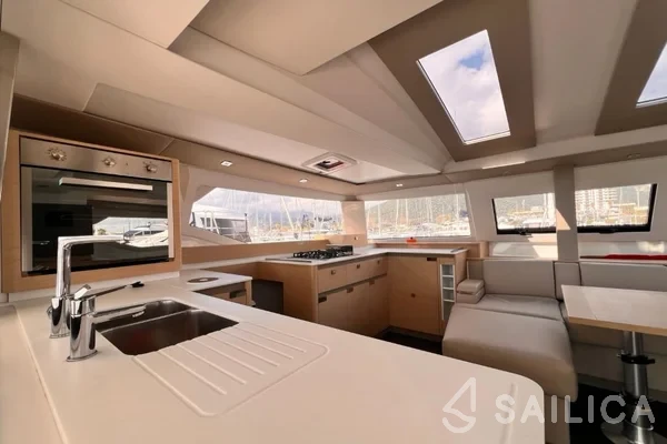 Elba 45 - Yacht Charter Sailica