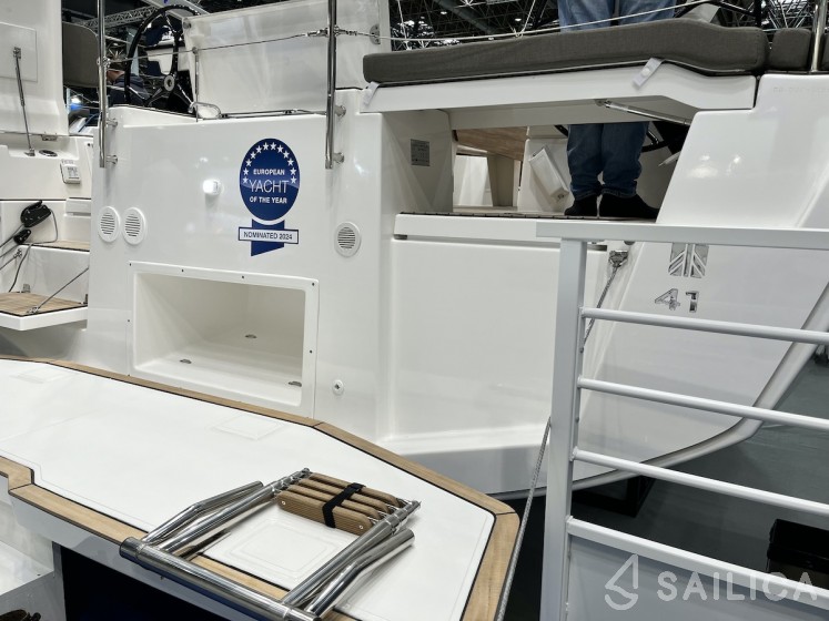 Dufour 41 - Yacht Charter Sailica