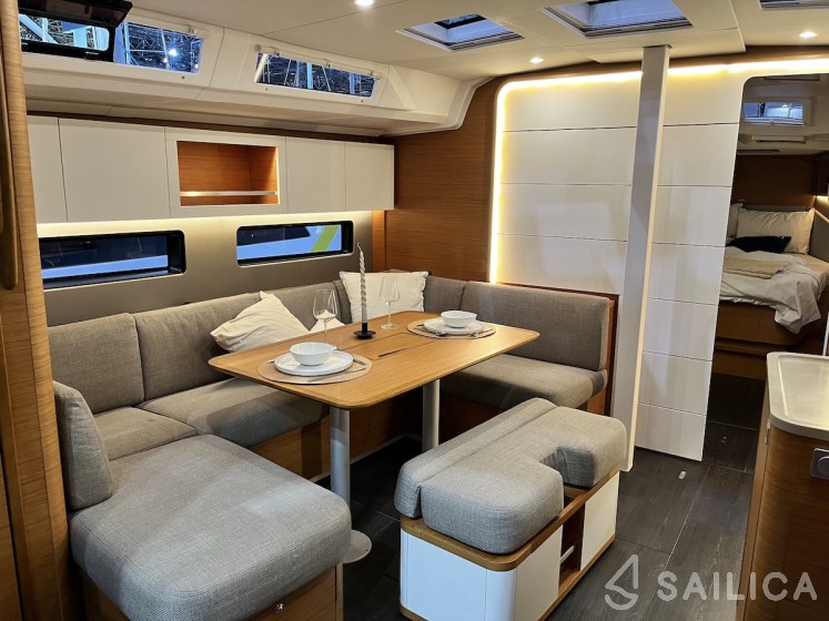 Dufour 41 - Yacht Charter Sailica