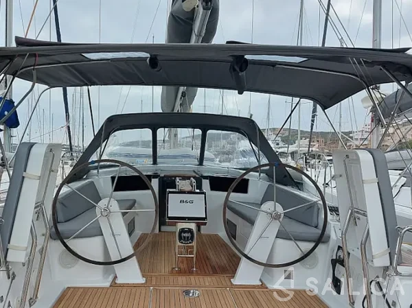 Hanse 418 - Yacht Charter Sailica