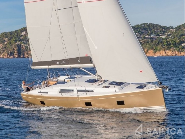 Hanse 418 - Yacht Charter Sailica
