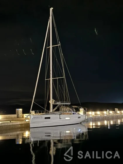 Elan Impression 43 - Yacht Charter Sailica