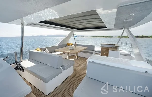 Aventura 14 Power - Yacht Charter Sailica