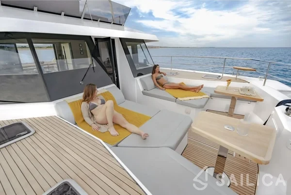 Aventura 14 Power - Yacht Charter Sailica