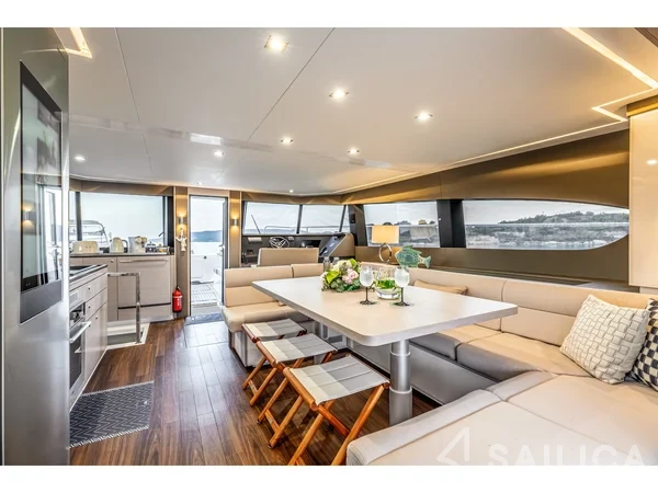Aventura 14 Power - Yacht Charter Sailica
