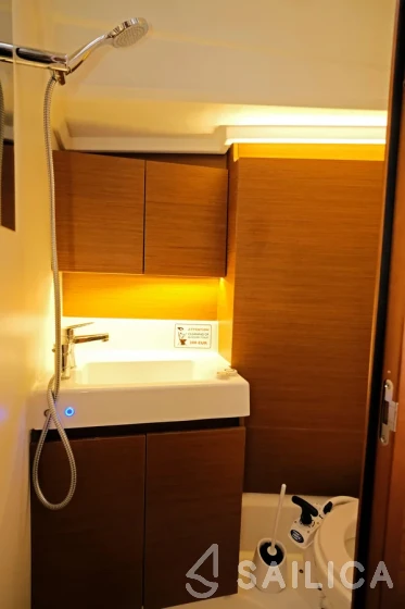 Sun Odyssey 380 - Yacht Charter Sailica