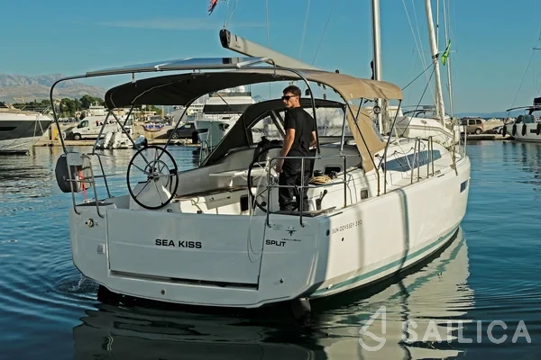 Sun Odyssey 380 - Yacht Charter Sailica