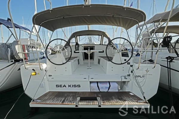 Sun Odyssey 380 - Yacht Charter Sailica
