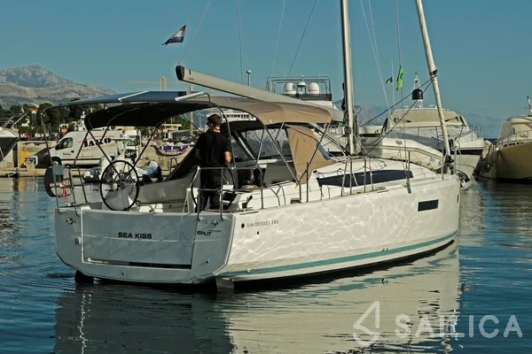 Sun Odyssey 380 - Yacht Charter Sailica