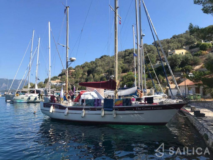 Amphitrite - Yacht Charter Sailica
