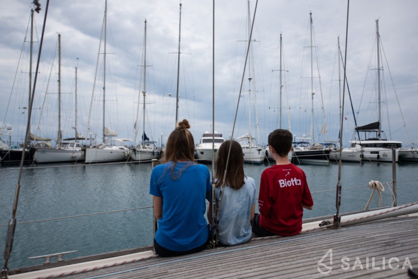 Amphitrite - Yacht Charter Sailica