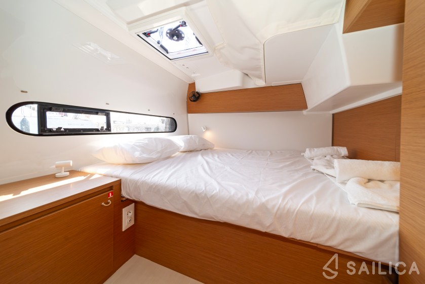 Excess 11 - Yacht Charter Sailica