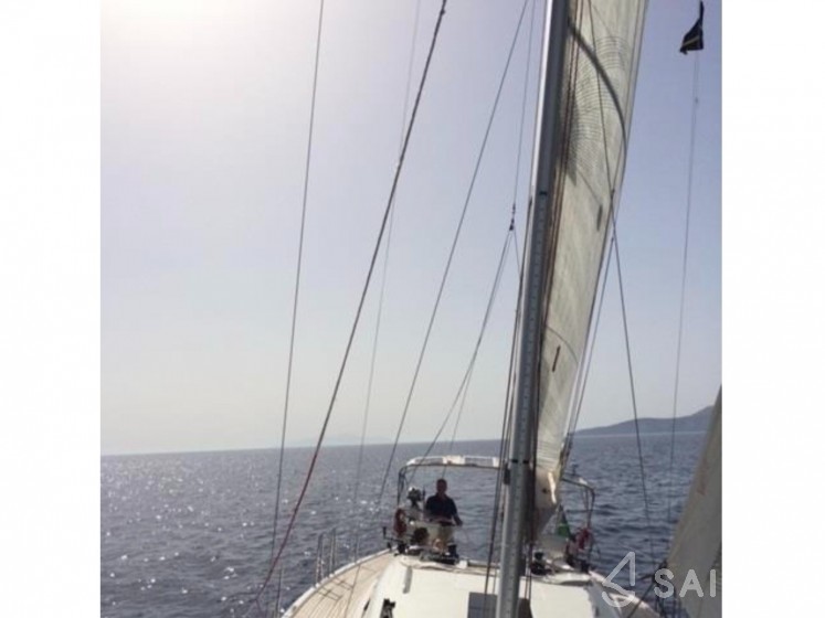 Italia Yachts 13.98 - Yacht Charter Sailica