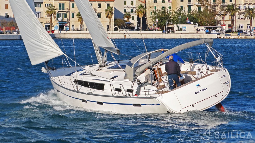 Bavaria 51 Cruiser - Yacht Charter Sailica