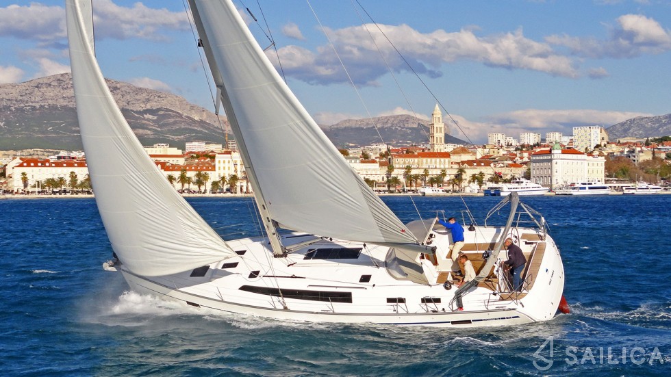 Bavaria 51 Cruiser - Yacht Charter Sailica