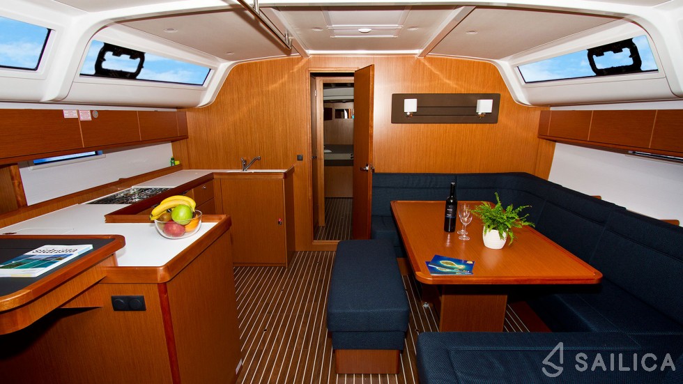Bavaria 51 Cruiser - Yacht Charter Sailica
