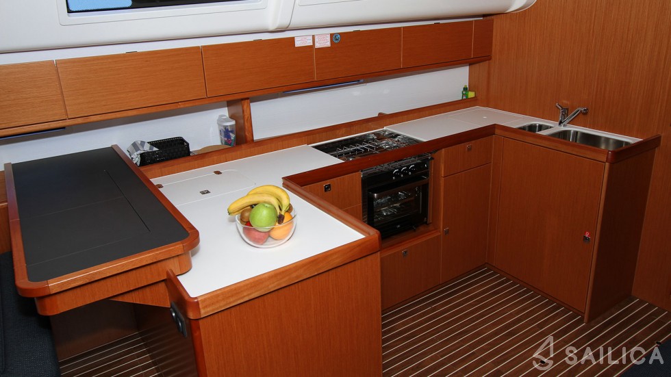 Bavaria 51 Cruiser - Yacht Charter Sailica