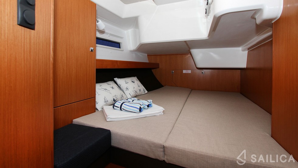 Bavaria 51 Cruiser - Yacht Charter Sailica