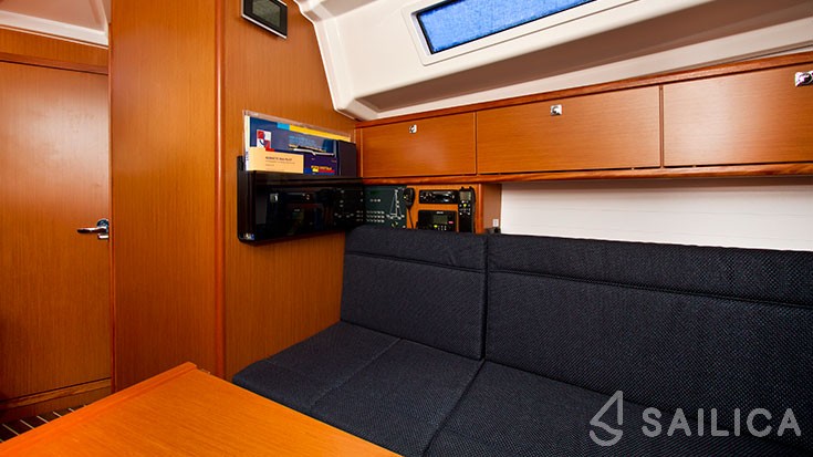 Bavaria 34 Cruiser - Yacht Charter Sailica