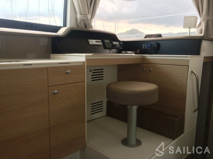 Bali 4.0 - Yacht Charter Sailica