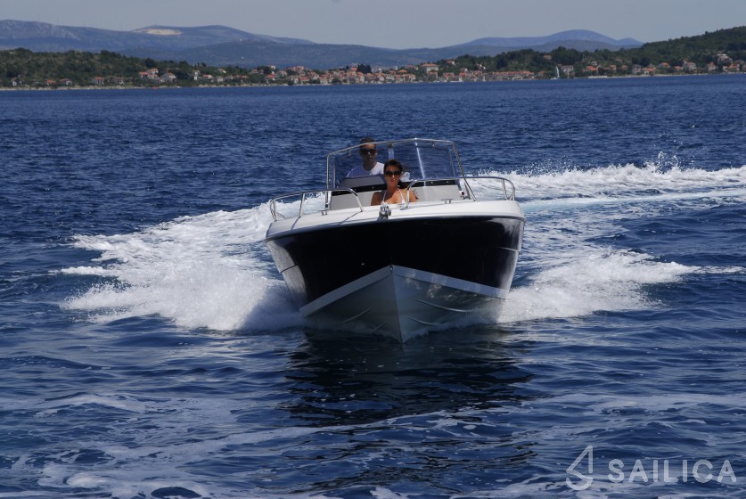 Atlantic Marine 670 - Yacht Charter Sailica