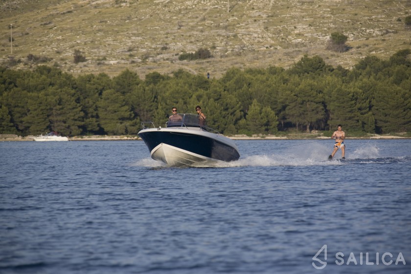 Atlantic Marine 670 - Yacht Charter Sailica