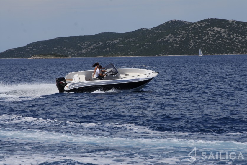 Atlantic Marine 670 - Yacht Charter Sailica