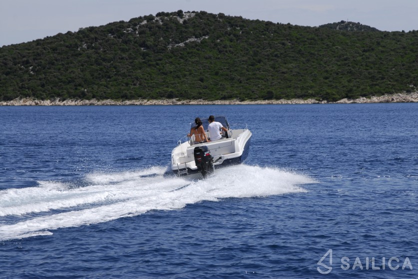 Atlantic Marine 670 - Yacht Charter Sailica