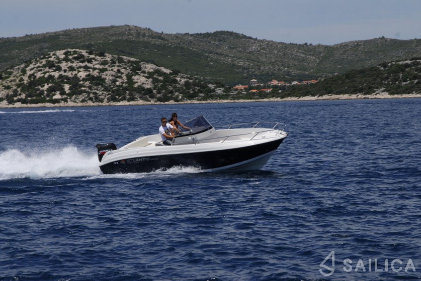 Atlantic Marine 670 - Yacht Charter Sailica