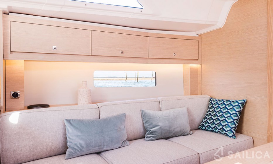 Dufour 37 - Yacht Charter Sailica