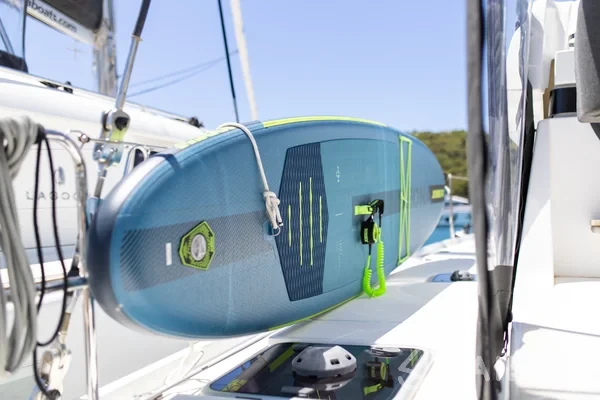 Lagoon 42 - Yacht Charter Sailica
