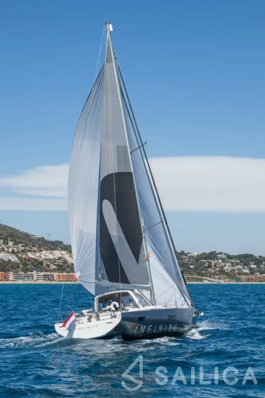 Oceanis 60 - Yacht Charter Sailica