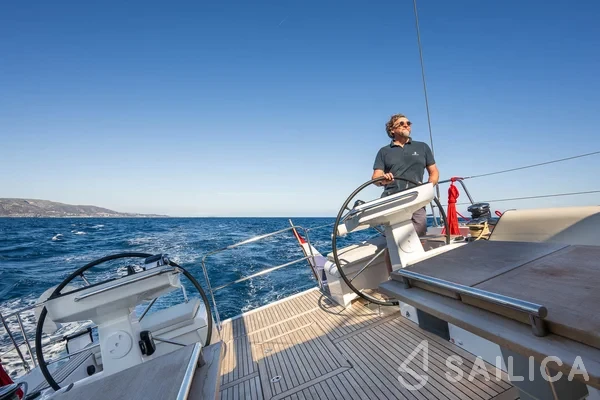 Oceanis 60 - Yacht Charter Sailica