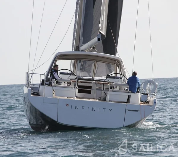 Oceanis 60 - Yacht Charter Sailica