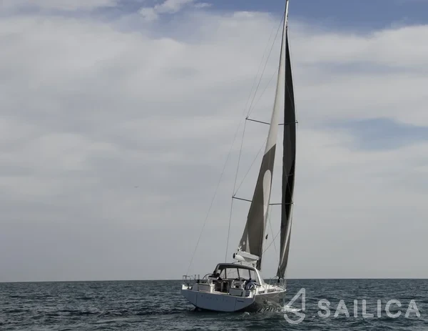 Oceanis 60 - Yacht Charter Sailica
