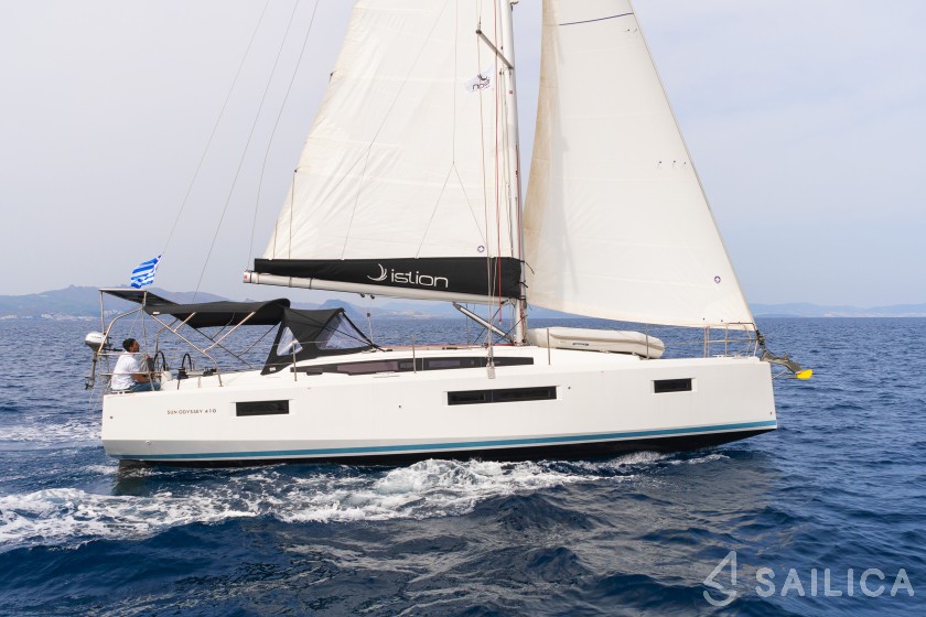 Sun Odyssey 410 - Yacht Charter Sailica